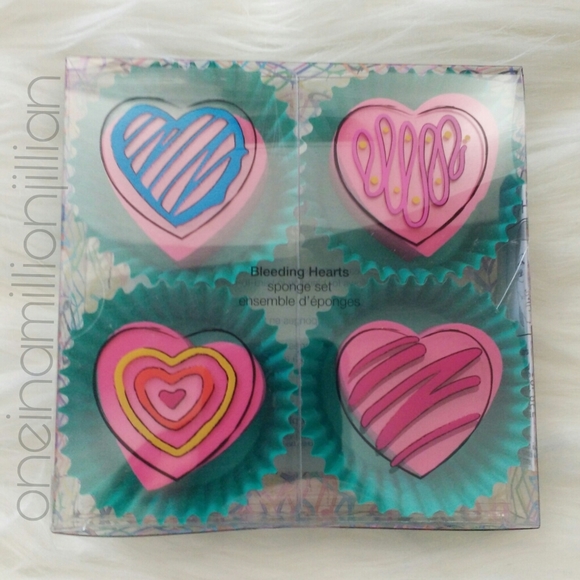 Sephora x J Goldcrown Bleeding Hearts Makeup Sponge Set - Pink - Picture 2 of 4